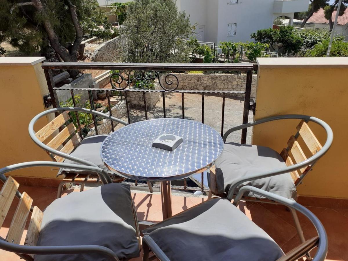 Apartment Mia Трогир Экстерьер фото